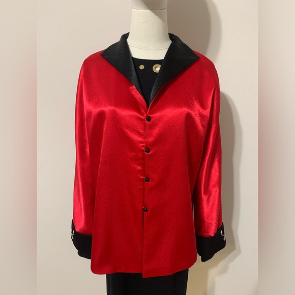 Chinese Traditional Red Silk Jacket - Picture 7 of 17